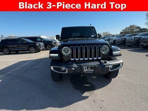 Used 2019 Jeep Wrangler Unlimited Sahara w/ LED Lighting Group image 3