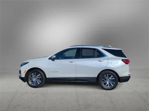 Used 2023 Chevrolet Equinox Premier image 5