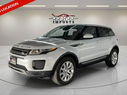 Used 2019 Land Rover Range Rover Evoque SE image 1