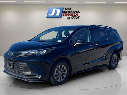 Used 2024 Toyota Sienna XLE