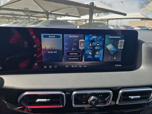 New 2026 Nissan Sentra SV FWD image 18