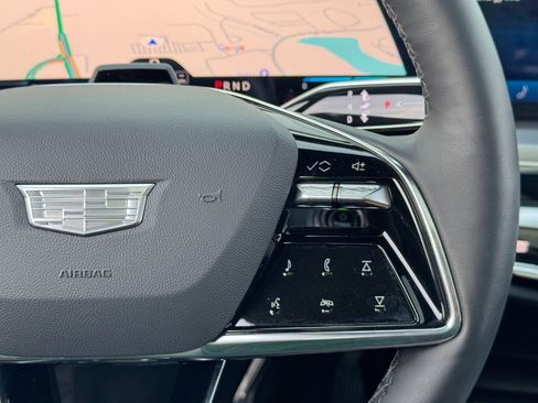 Used 2025 Cadillac Lyriq Luxury image 22