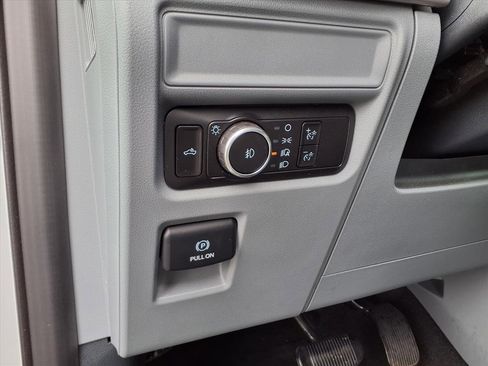 Used 2023 Ford F150 XL w/ Trailer Tow Package image 14