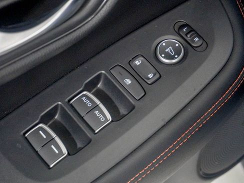 Certified 2024 Honda HR-V Sport image 17