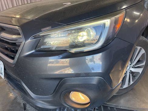 Used 2019 Subaru Outback 2.5i Limited image 9