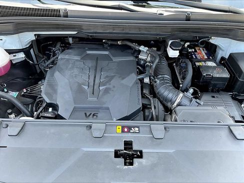 Used 2023 Kia Carnival EX FWD image 32