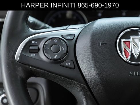 Used 2020 Buick Enclave Premium w/ Sun and Sites Package FWD image 22