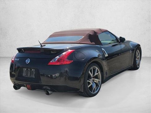 Used 2013 Nissan 370Z Touring w/ Sport Pkg image 5