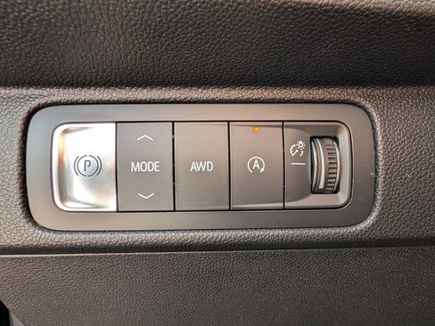 Used 2024 Chevrolet Traverse RS w/ LPO, Floor Liner Package AWD/4WD image 30