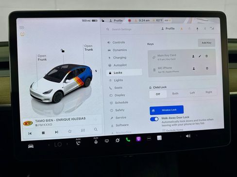 Used 2022 Tesla Model Y Long Range AWD/4WD image 24