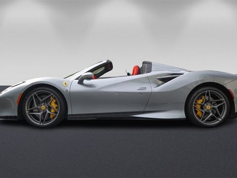 Certified 2022 Ferrari F8 Tributo image 6