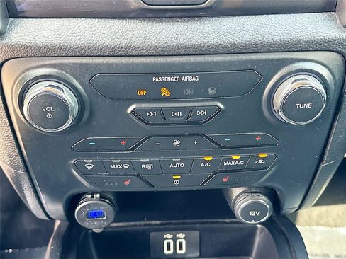 Used 2019 Ford Ranger Lariat w/ Technology Package RWD image 16
