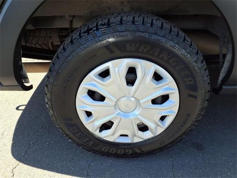 Used 2022 Ford Transit 350 XLT image 21