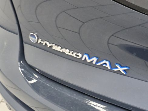 Certified 2025 Toyota Crown Platinum image 20