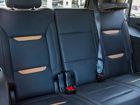 Used 2024 GMC Yukon AT4 w/ LPO, Floor Liner Package AWD/4WD image 60