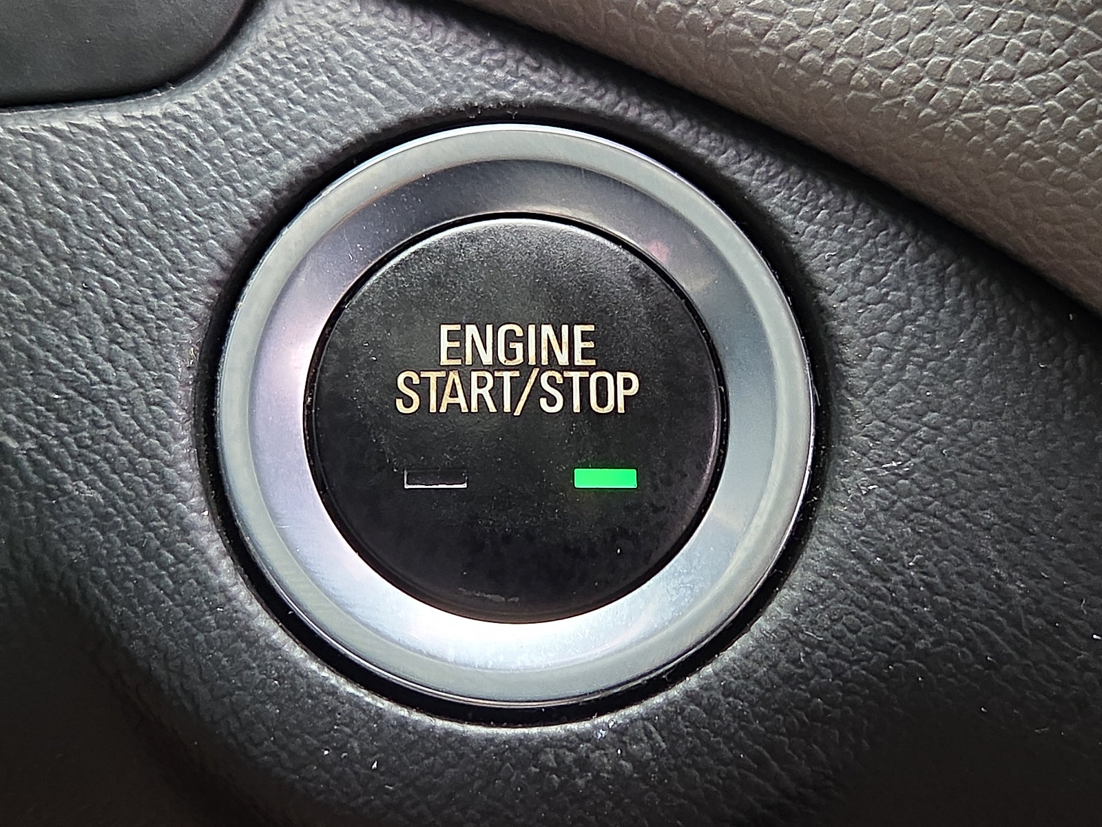 Used 2018 Chevrolet Equinox LS FWD image 20