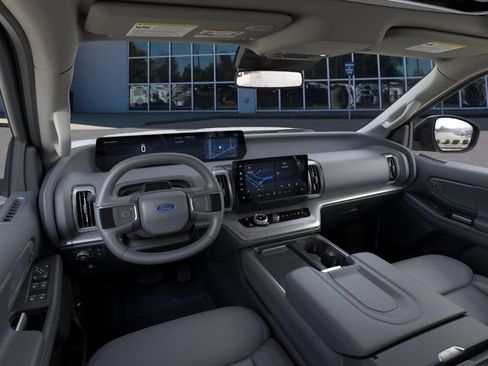 New 2026 Ford Expedition Active AWD/4WD image 9
