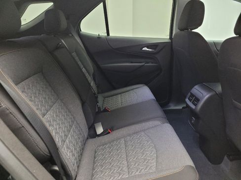 Used 2022 Chevrolet Equinox LT FWD image 19