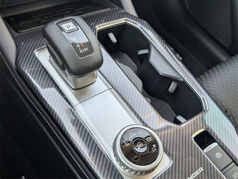 New 2025 Mitsubishi Outlander ES image 22