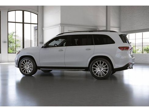 Certified 2022 Mercedes-Benz GLS 450 4MATIC image 33