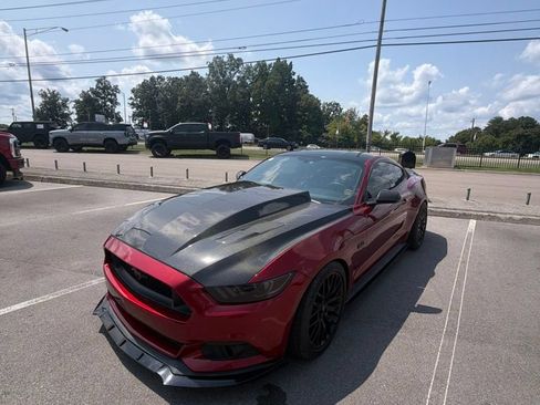 Used 2016 Ford Mustang GT Premium w/ Black Accent Package RWD image 3