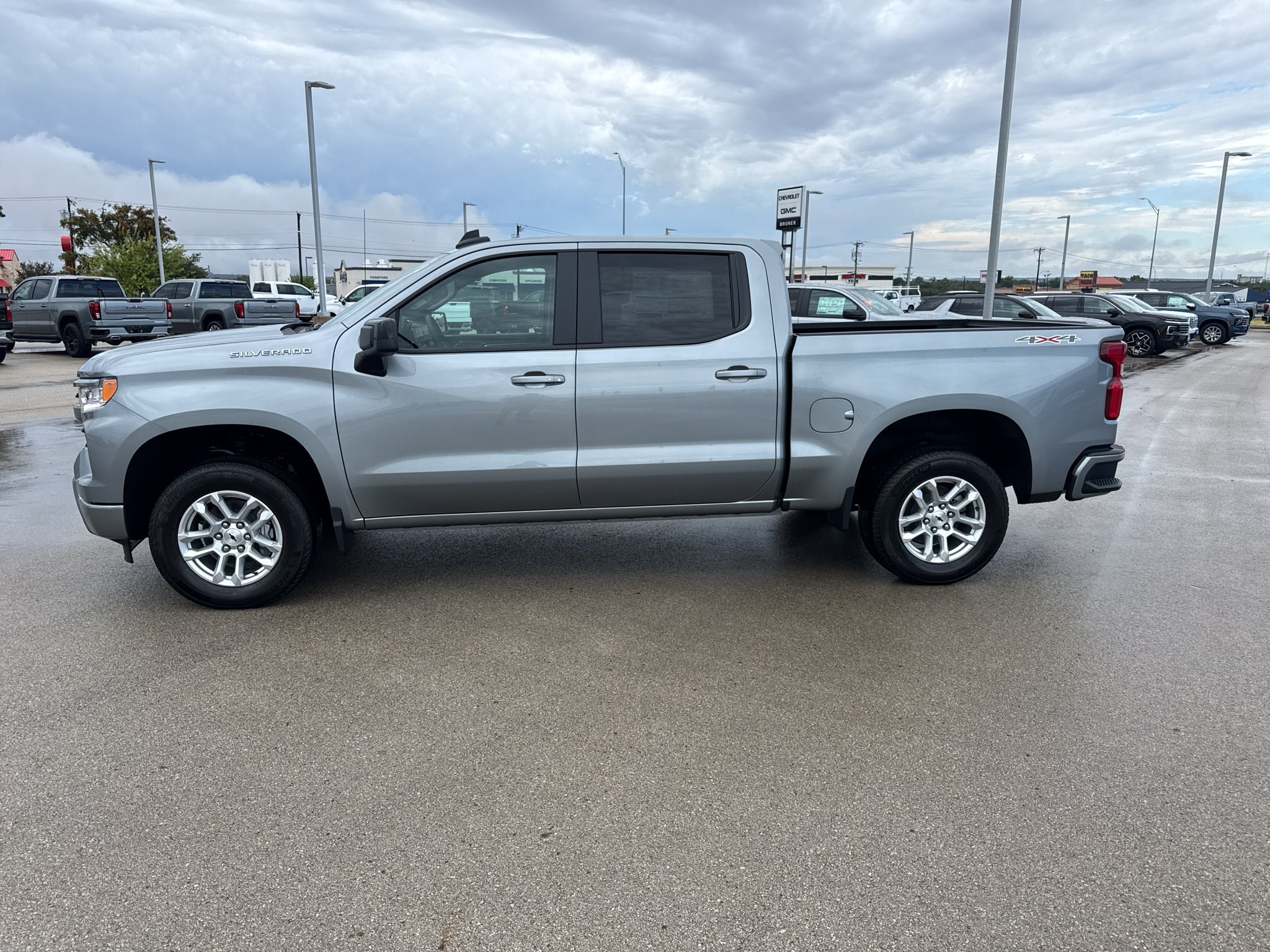 New 2026 Chevrolet Silverado 1500 RST w/ Convenience Package II AWD/4WD image 4