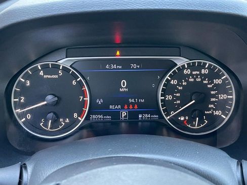 Used 2024 Nissan Altima 2.5 SV image 27