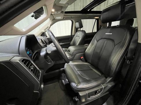 Used 2019 Ford Expedition Platinum AWD/4WD image 10