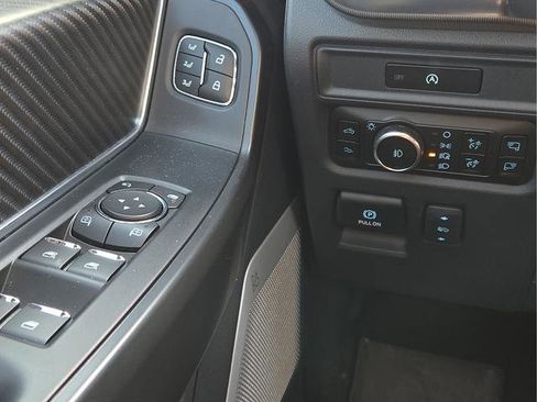 Used 2025 Ford F150 Raptor AWD/4WD image 14