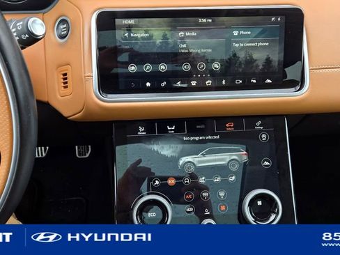 Used 2018 Land Rover Range Rover Velar R-Dynamic SE image 14