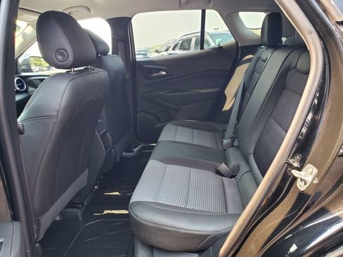 Used 2024 Chevrolet Trax LT w/ Driver Confidence Package FWD image 12