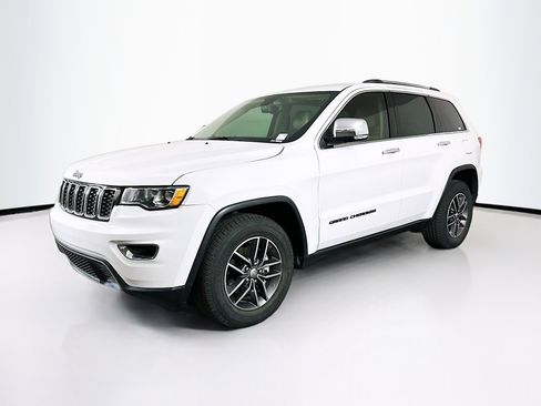 Used 2018 Jeep Grand Cherokee Limited image 3