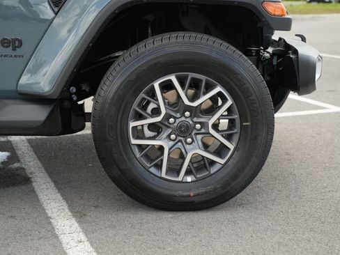 New 2026 Jeep Wrangler Unlimited Sahara AWD/4WD image 45