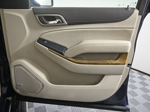 Used 2017 GMC Yukon Denali image 12