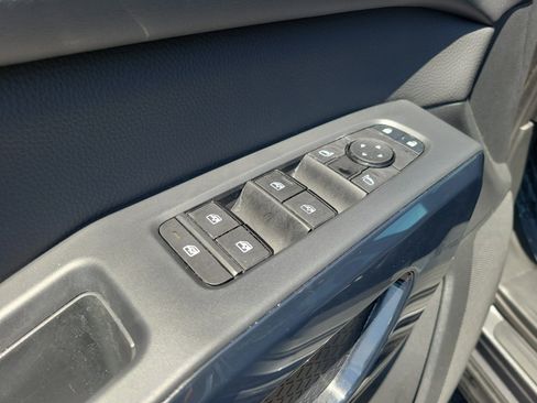 Used 2025 Nissan Pathfinder SV w/ Cargo Package AWD/4WD image 20