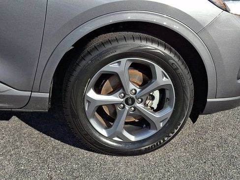 Used 2023 Ford Escape ST-Line w/ Tech Pack #1 AWD/4WD image 11
