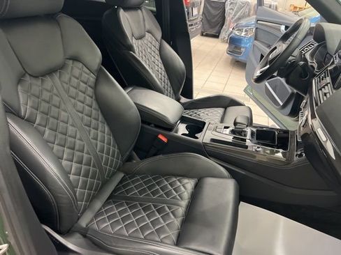 Used 2023 Audi SQ5 Premium Plus w/ Premium Plus Package AWD/4WD image 21