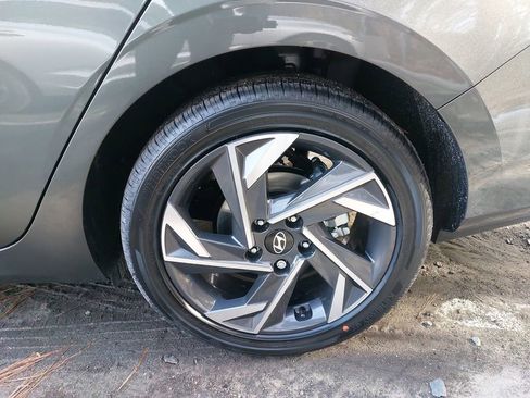 New 2025 Hyundai Elantra SEL w/ Cargo Package image 34