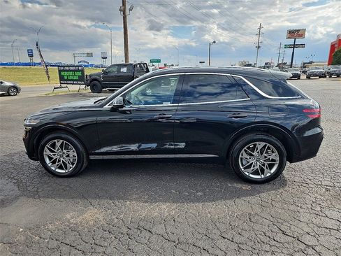 Used 2025 Genesis GV70 2.5T image 3