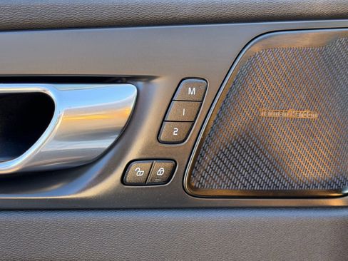 Used 2020 Volvo XC60 T5 Inscription w/ Protection Package Premier image 20