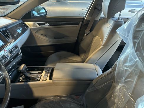 Used 2020 Genesis G80 3.8 w/ Sport Package 02 image 5