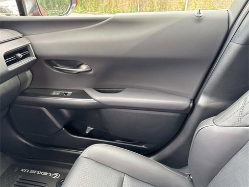 New 2025 Lexus UX 300h AWD image 22