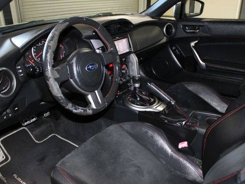 Used 2015 Subaru BRZ Limited w/ Popular Package #1B RWD image 17