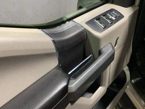 Used 2018 Ford F150 XLT image 21