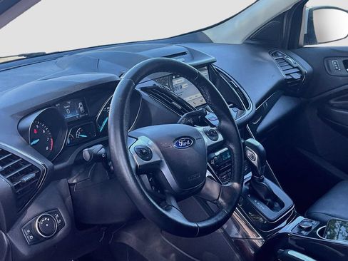 Used 2016 Ford Escape Titanium AWD/4WD image 9