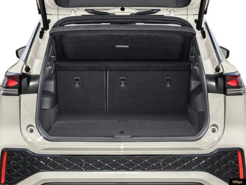 New 2026 Volkswagen Tiguan SEL R-Line AWD/4WD image 10