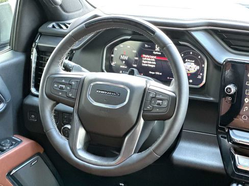 Used 2026 GMC Sierra 1500 Denali Ultimate AWD/4WD image 27