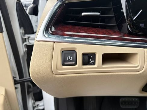 Used 2019 Cadillac XT5 Luxury AWD/4WD image 20