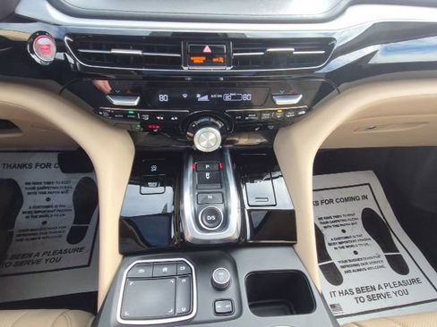 Used 2022 Acura MDX SH-AWD w/ Technology Package image 32