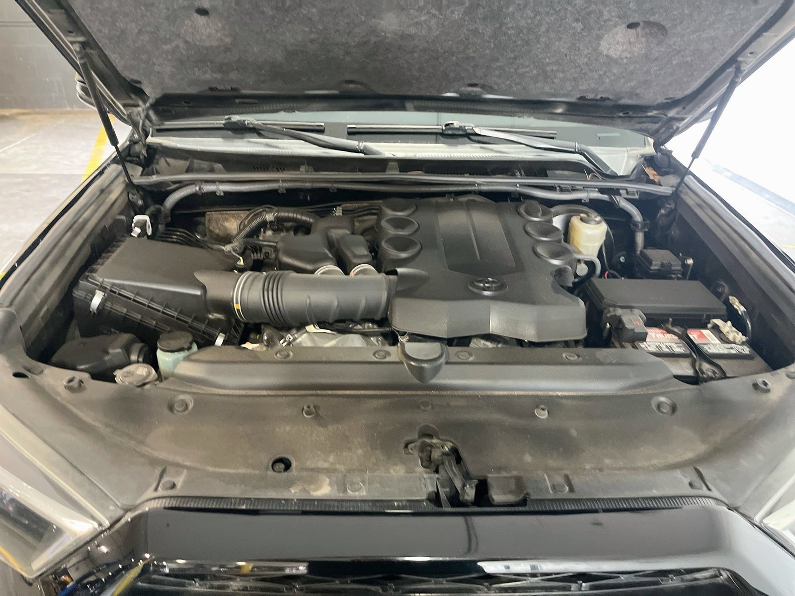 Used 2021 Toyota 4Runner SR5 Premium w/ Moonroof Package RWD image 30